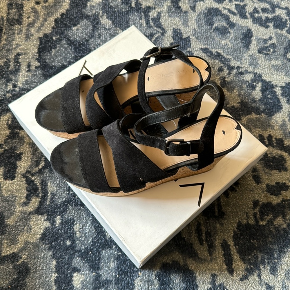 Via Spigq V-Kendall Black Suede Wedge Sandal 9.5M